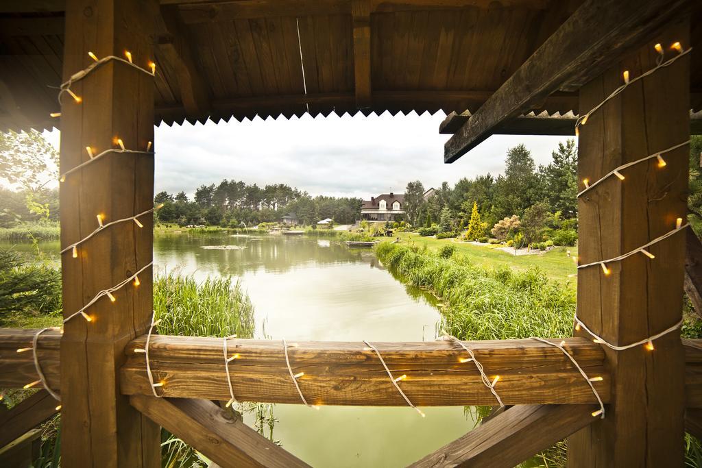 Dworek Helena Hotel Biała Podlaska Buitenkant foto