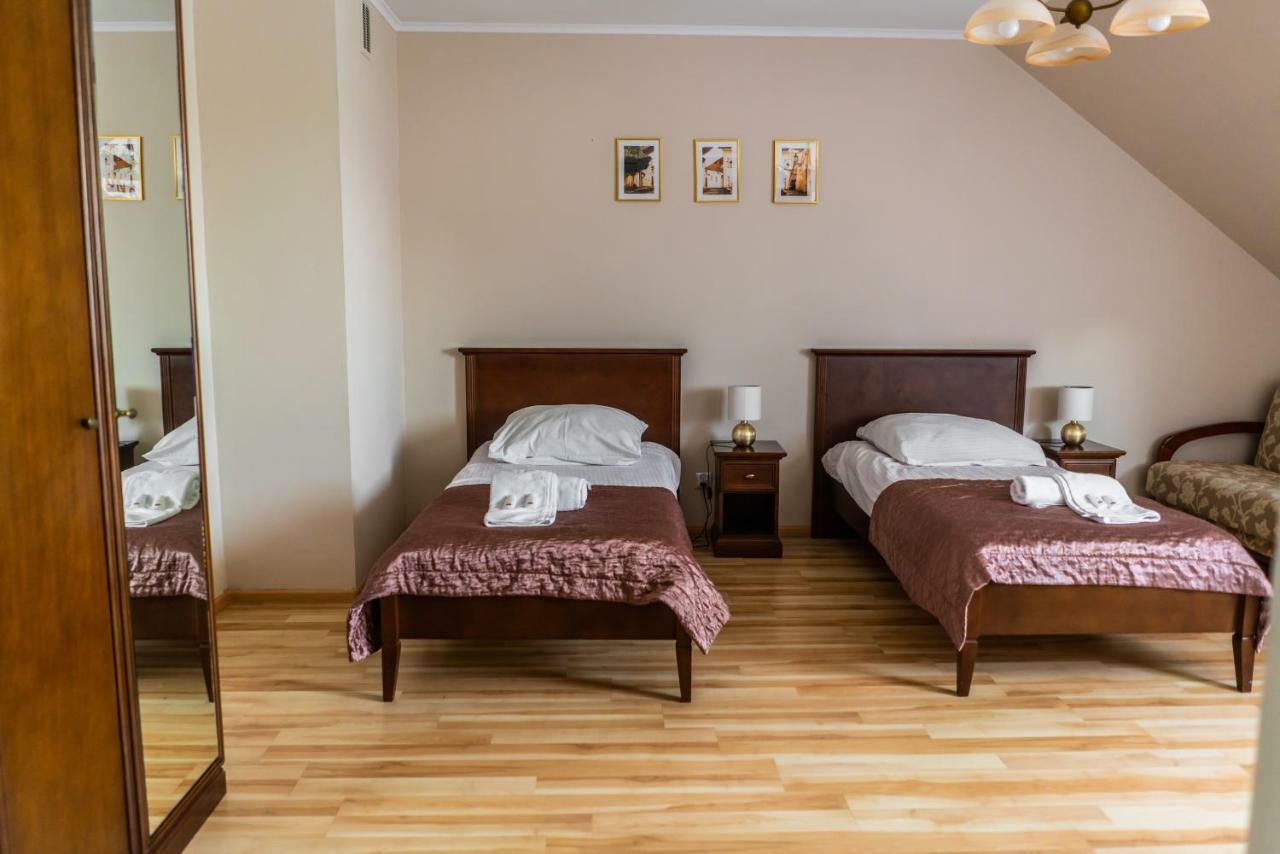 Dworek Helena Biała Podlaska Buitenkant foto